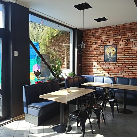 Pokoje Nad Pizzeria Poznan Dış mekan fotoğraf